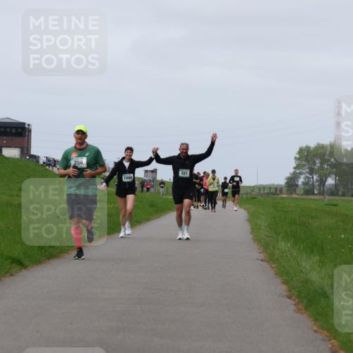 04.05.2025 - 8. Wedeler Halbmarathon Yannick Fuchs http://msf.ph/oto/7820519 04.05.2025 11:50:51 Laufen 321 meine-sportfotos.de