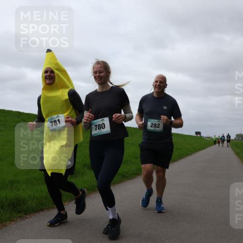 04.05.2025 - 8. Wedeler Halbmarathon Yannick Fuchs http://msf.ph/oto/7820535 04.05.2025 12:04:45 Laufen 781, 780, 282 meine-sportfotos.de
