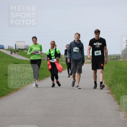 04.05.2025 - 8. Wedeler Halbmarathon Yannick Fuchs http://msf.ph/oto/7820565 04.05.2025 12:04:47 Laufen 688, 686, 1005, 683 meine-sportfotos.de