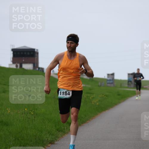 04.05.2025 - 8. Wedeler Halbmarathon Yannick Fuchs http://msf.ph/oto/7820590 04.05.2025 11:09:06 Laufen 1184 meine-sportfotos.de
