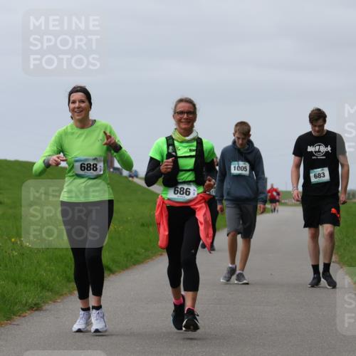 04.05.2025 - 8. Wedeler Halbmarathon Yannick Fuchs http://msf.ph/oto/7820659 04.05.2025 12:04:56 Laufen 688, 686, 1005, 683 meine-sportfotos.de