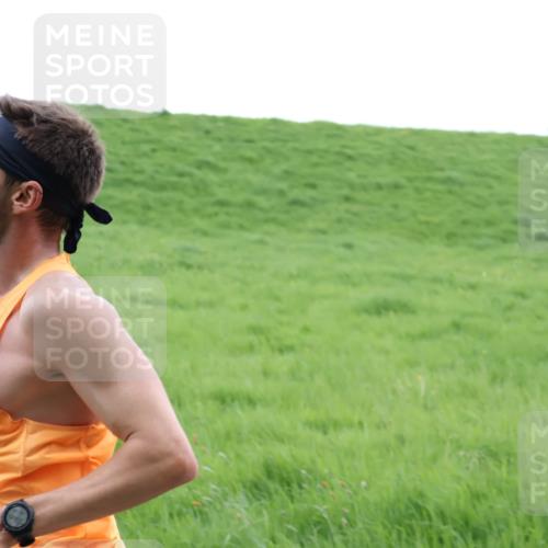 04.05.2025 - 8. Wedeler Halbmarathon Yannick Fuchs http://msf.ph/oto/7820688 04.05.2025 11:09:11 Laufen  meine-sportfotos.de