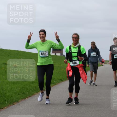 04.05.2025 - 8. Wedeler Halbmarathon Yannick Fuchs http://msf.ph/oto/7820704 04.05.2025 12:04:57 Laufen 688, 686, 1005, 683 meine-sportfotos.de