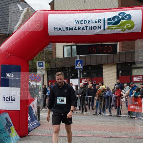 04.05.2025 - 8. Wedeler Halbmarathon Felixshl http://msf.ph/oto/7820709 04.05.2025 11:56:58 Ziel 148, 190, 420, 765 meine-sportfotos.de