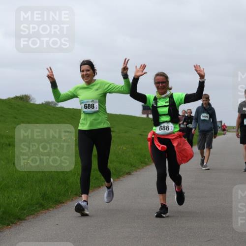 04.05.2025 - 8. Wedeler Halbmarathon Yannick Fuchs http://msf.ph/oto/7820748 04.05.2025 12:04:58 Laufen 688, 686, 1005, 683 meine-sportfotos.de