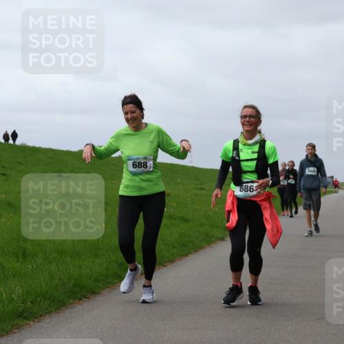 04.05.2025 - 8. Wedeler Halbmarathon Yannick Fuchs http://msf.ph/oto/7820788 04.05.2025 12:04:59 Laufen 688, 686, 1005, 683 meine-sportfotos.de