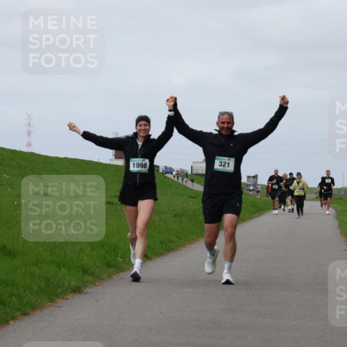 04.05.2025 - 8. Wedeler Halbmarathon Yannick Fuchs http://msf.ph/oto/7820809 04.05.2025 11:51:00 Laufen 321, 1098 meine-sportfotos.de