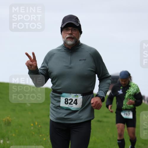 04.05.2025 - 8. Wedeler Halbmarathon Yannick Fuchs http://msf.ph/oto/7820823 04.05.2025 11:27:45 Laufen 824, 267 meine-sportfotos.de