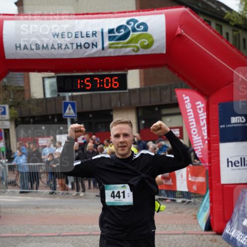 04.05.2025 - 8. Wedeler Halbmarathon Felixshl http://msf.ph/oto/7820869 04.05.2025 11:57:04 Ziel 11, 441 meine-sportfotos.de