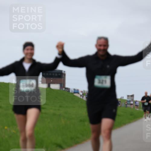 04.05.2025 - 8. Wedeler Halbmarathon Yannick Fuchs http://msf.ph/oto/7820884 04.05.2025 11:51:01 Laufen 321 meine-sportfotos.de