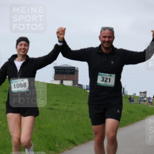 04.05.2025 - 8. Wedeler Halbmarathon Yannick Fuchs http://msf.ph/oto/7820906 04.05.2025 11:51:02 Laufen 1098, 321, 142, 580 meine-sportfotos.de