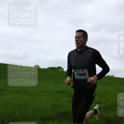 04.05.2025 - 8. Wedeler Halbmarathon Yannick Fuchs http://msf.ph/oto/7820946 04.05.2025 11:09:26 Laufen 1095 meine-sportfotos.de