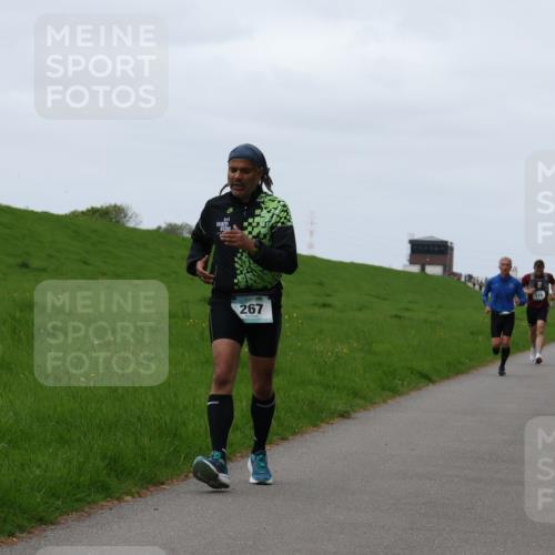04.05.2025 - 8. Wedeler Halbmarathon Yannick Fuchs http://msf.ph/oto/7820948 04.05.2025 11:27:51 Laufen 267 meine-sportfotos.de