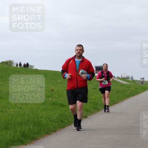 04.05.2025 - 8. Wedeler Halbmarathon Yannick Fuchs http://msf.ph/oto/7820950 04.05.2025 12:05:49 Laufen 80, 167 meine-sportfotos.de