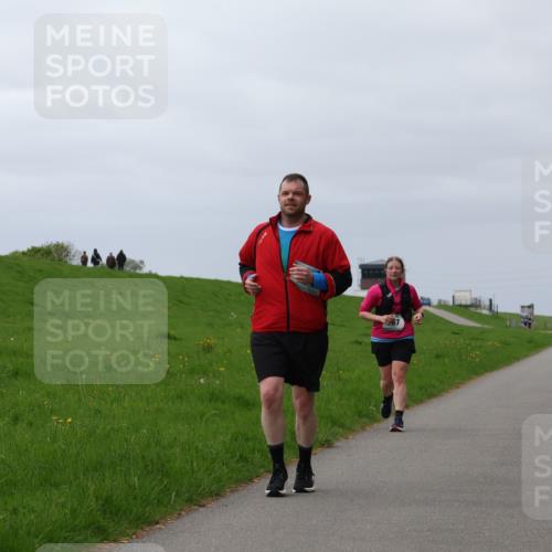 04.05.2025 - 8. Wedeler Halbmarathon Yannick Fuchs http://msf.ph/oto/7820958 04.05.2025 12:05:49 Laufen  meine-sportfotos.de