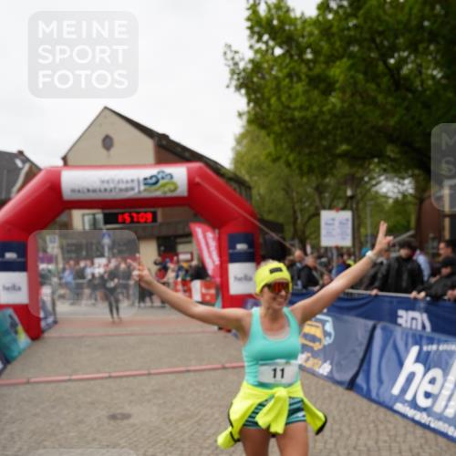 04.05.2025 - 8. Wedeler Halbmarathon Felixshl http://msf.ph/oto/7820981 04.05.2025 11:57:07 Ziel 11, 306, 441 meine-sportfotos.de