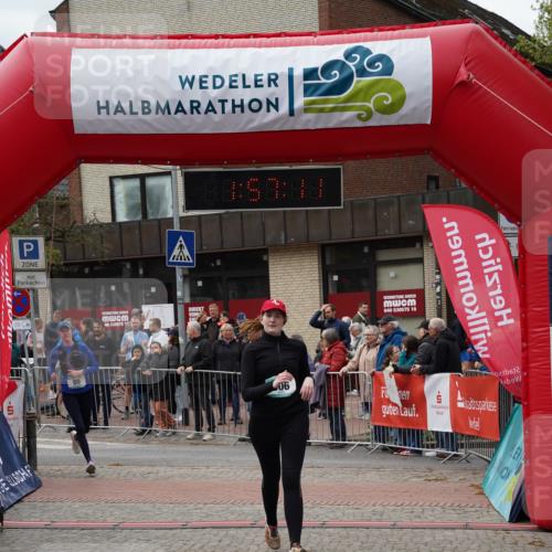 04.05.2025 - 8. Wedeler Halbmarathon Felixshl http://msf.ph/oto/7820993 04.05.2025 11:57:09 Ziel 11, 80, 306 meine-sportfotos.de