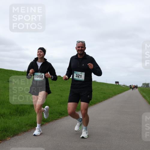 04.05.2025 - 8. Wedeler Halbmarathon Yannick Fuchs http://msf.ph/oto/7820996 04.05.2025 11:51:06 Laufen 321, 1098 meine-sportfotos.de