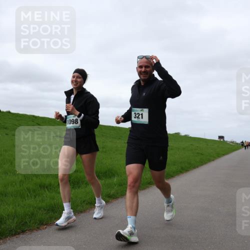 04.05.2025 - 8. Wedeler Halbmarathon Yannick Fuchs http://msf.ph/oto/7821015 04.05.2025 11:51:06 Laufen 321, 1098 meine-sportfotos.de