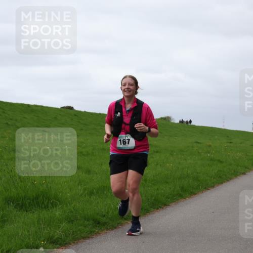04.05.2025 - 8. Wedeler Halbmarathon Yannick Fuchs http://msf.ph/oto/7821161 04.05.2025 12:05:55 Laufen 167 meine-sportfotos.de