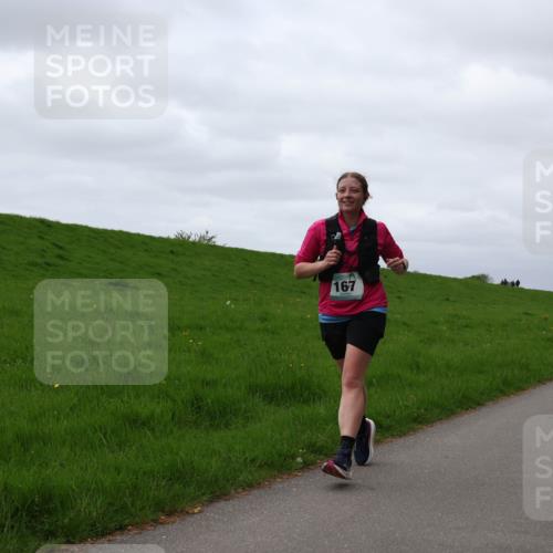 04.05.2025 - 8. Wedeler Halbmarathon Yannick Fuchs http://msf.ph/oto/7821192 04.05.2025 12:05:56 Laufen 167 meine-sportfotos.de