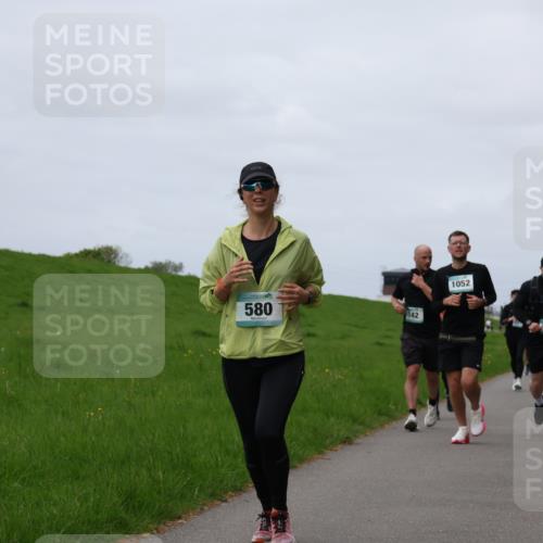 04.05.2025 - 8. Wedeler Halbmarathon Yannick Fuchs http://msf.ph/oto/7821235 04.05.2025 11:51:23 Laufen 580, 142, 1052, 443 meine-sportfotos.de