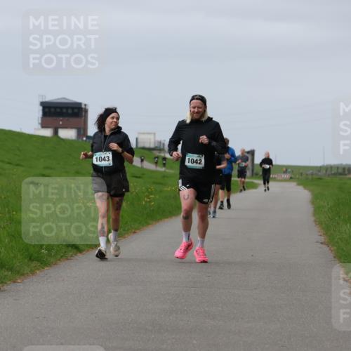 04.05.2025 - 8. Wedeler Halbmarathon Yannick Fuchs http://msf.ph/oto/7821238 04.05.2025 12:06:52 Laufen 1043, 1042 meine-sportfotos.de