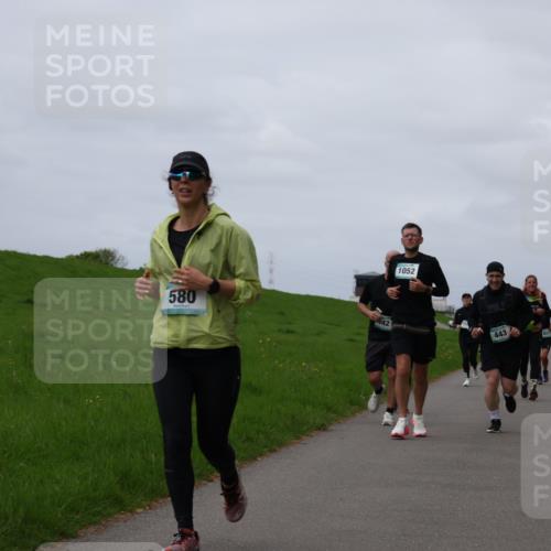 04.05.2025 - 8. Wedeler Halbmarathon Yannick Fuchs http://msf.ph/oto/7821271 04.05.2025 11:51:23 Laufen 580, 1052, 42, 443 meine-sportfotos.de