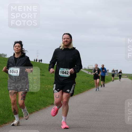 04.05.2025 - 8. Wedeler Halbmarathon Yannick Fuchs http://msf.ph/oto/7821325 04.05.2025 12:06:57 Laufen 1043, 1042 meine-sportfotos.de