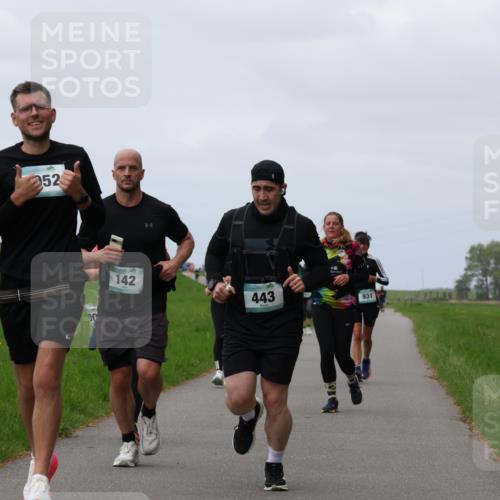 04.05.2025 - 8. Wedeler Halbmarathon Yannick Fuchs http://msf.ph/oto/7821327 04.05.2025 11:51:25 Laufen 52, 00, 142, 443, 931 meine-sportfotos.de
