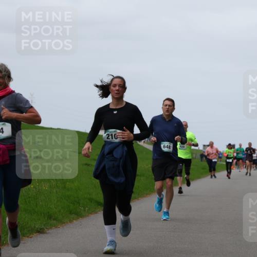 04.05.2025 - 8. Wedeler Halbmarathon Yannick Fuchs http://msf.ph/oto/7821329 04.05.2025 11:28:20 Laufen 14, 210, 648, 620 meine-sportfotos.de