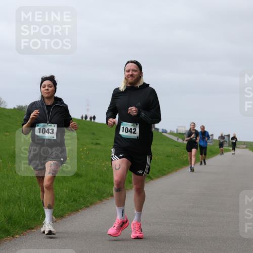 04.05.2025 - 8. Wedeler Halbmarathon Yannick Fuchs http://msf.ph/oto/7821336 04.05.2025 12:06:57 Laufen 1043, 1042 meine-sportfotos.de