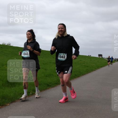 04.05.2025 - 8. Wedeler Halbmarathon Yannick Fuchs http://msf.ph/oto/7821367 04.05.2025 12:06:59 Laufen 1043, 1042 meine-sportfotos.de