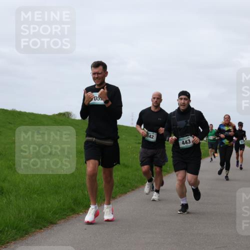 04.05.2025 - 8. Wedeler Halbmarathon Yannick Fuchs http://msf.ph/oto/7821377 04.05.2025 11:51:26 Laufen 05, 142, 443 meine-sportfotos.de