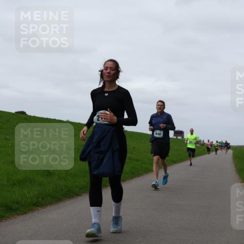 04.05.2025 - 8. Wedeler Halbmarathon Yannick Fuchs http://msf.ph/oto/7821387 04.05.2025 11:28:24 Laufen 14, 648 meine-sportfotos.de