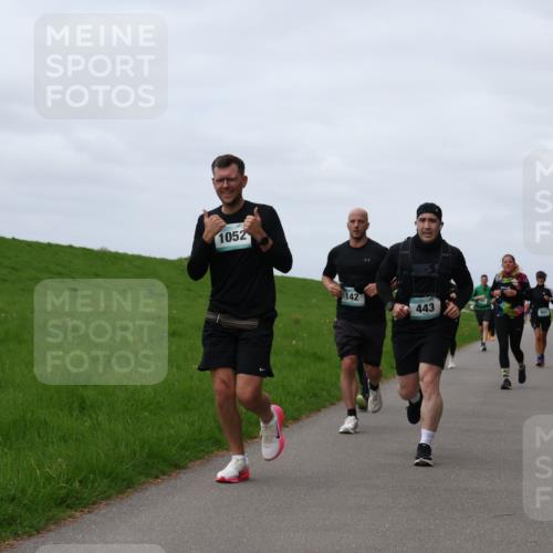 04.05.2025 - 8. Wedeler Halbmarathon Yannick Fuchs http://msf.ph/oto/7821396 04.05.2025 11:51:27 Laufen 1052, 142, 443 meine-sportfotos.de