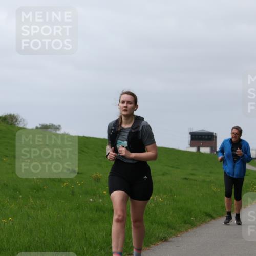 04.05.2025 - 8. Wedeler Halbmarathon Yannick Fuchs http://msf.ph/oto/7821415 04.05.2025 12:07:07 Laufen  meine-sportfotos.de
