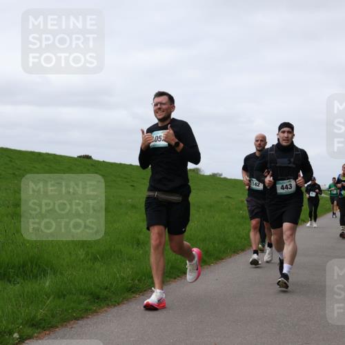 04.05.2025 - 8. Wedeler Halbmarathon Yannick Fuchs http://msf.ph/oto/7821420 04.05.2025 11:51:27 Laufen 05, 142, 443 meine-sportfotos.de