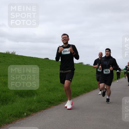 04.05.2025 - 8. Wedeler Halbmarathon Yannick Fuchs http://msf.ph/oto/7821432 04.05.2025 11:51:27 Laufen 1052, 443 meine-sportfotos.de
