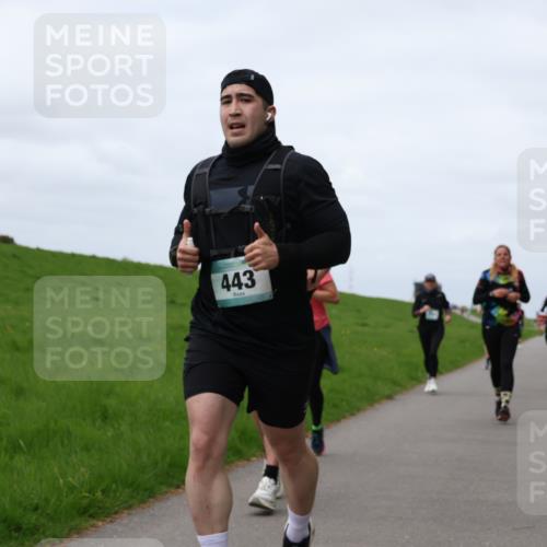 04.05.2025 - 8. Wedeler Halbmarathon Yannick Fuchs http://msf.ph/oto/7821464 04.05.2025 11:51:28 Laufen 443 meine-sportfotos.de