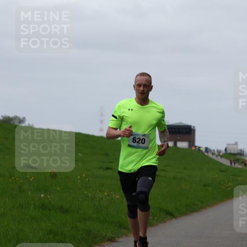 04.05.2025 - 8. Wedeler Halbmarathon Yannick Fuchs http://msf.ph/oto/7821465 04.05.2025 11:28:27 Laufen 620 meine-sportfotos.de