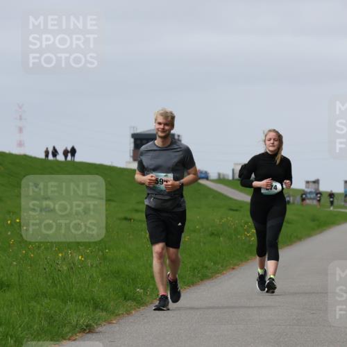 04.05.2025 - 8. Wedeler Halbmarathon Yannick Fuchs http://msf.ph/oto/7821478 04.05.2025 12:07:22 Laufen 59, 14 meine-sportfotos.de