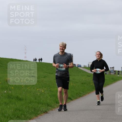 04.05.2025 - 8. Wedeler Halbmarathon Yannick Fuchs http://msf.ph/oto/7821510 04.05.2025 12:07:23 Laufen 595, 974 meine-sportfotos.de