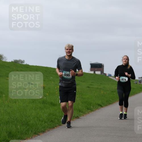 04.05.2025 - 8. Wedeler Halbmarathon Yannick Fuchs http://msf.ph/oto/7821522 04.05.2025 12:07:25 Laufen 974, 595 meine-sportfotos.de