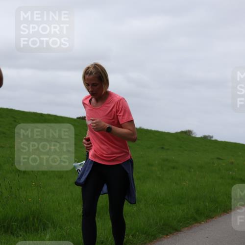 04.05.2025 - 8. Wedeler Halbmarathon Yannick Fuchs http://msf.ph/oto/7821539 04.05.2025 11:51:30 Laufen 291 meine-sportfotos.de