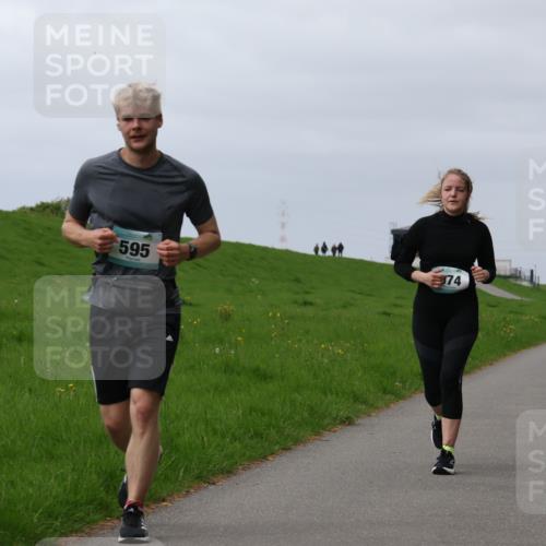 04.05.2025 - 8. Wedeler Halbmarathon Yannick Fuchs http://msf.ph/oto/7821564 04.05.2025 12:07:27 Laufen 595, 74 meine-sportfotos.de