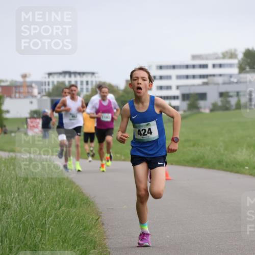 04.05.2025 - 8. Wedeler Halbmarathon Yannick Fuchs http://msf.ph/oto/7821627 04.05.2025 11:10:16 Laufen 424 meine-sportfotos.de