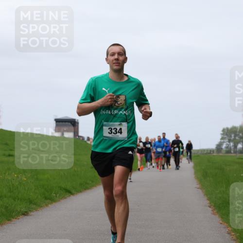 04.05.2025 - 8. Wedeler Halbmarathon Yannick Fuchs http://msf.ph/oto/7821721 04.05.2025 11:28:46 Laufen 334 meine-sportfotos.de