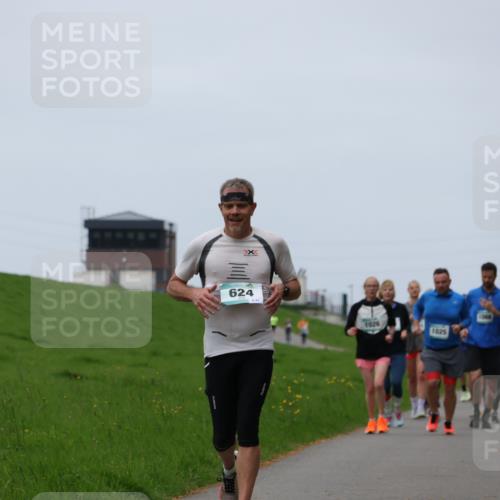 04.05.2025 - 8. Wedeler Halbmarathon Yannick Fuchs http://msf.ph/oto/7821780 04.05.2025 11:28:50 Laufen 624, 1026, 1025, 1667 meine-sportfotos.de