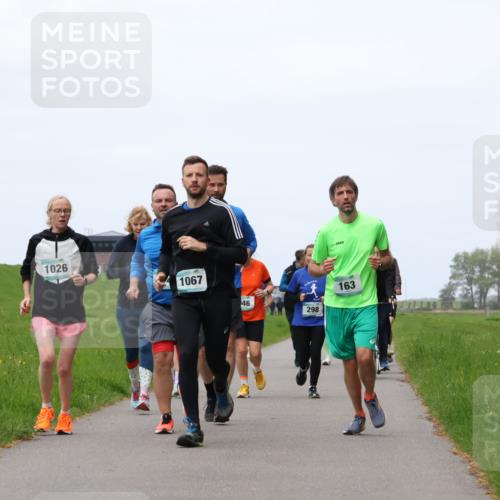 04.05.2025 - 8. Wedeler Halbmarathon Yannick Fuchs http://msf.ph/oto/7821851 04.05.2025 11:29:03 Laufen 1026, 1067, 46, 298, 163 meine-sportfotos.de